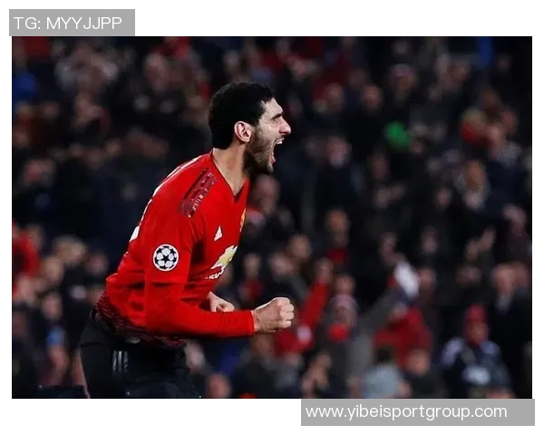 曼联官方社交媒体为费莱尼和斯莫林送上生日祝福庆祝他们的特别日子