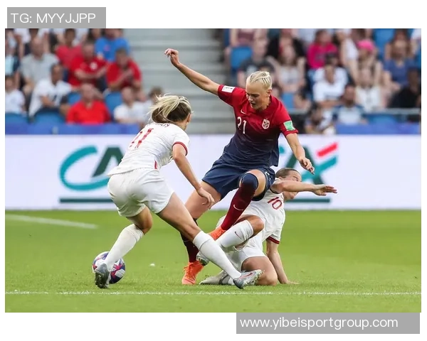 瓦妮莎携子女与坎迪斯帕克共赏道奇队晋级世界大赛精彩瞬间