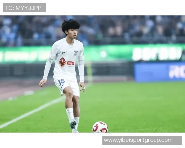 大连英博迎来拉布亚德归队训练全力备战明日集结